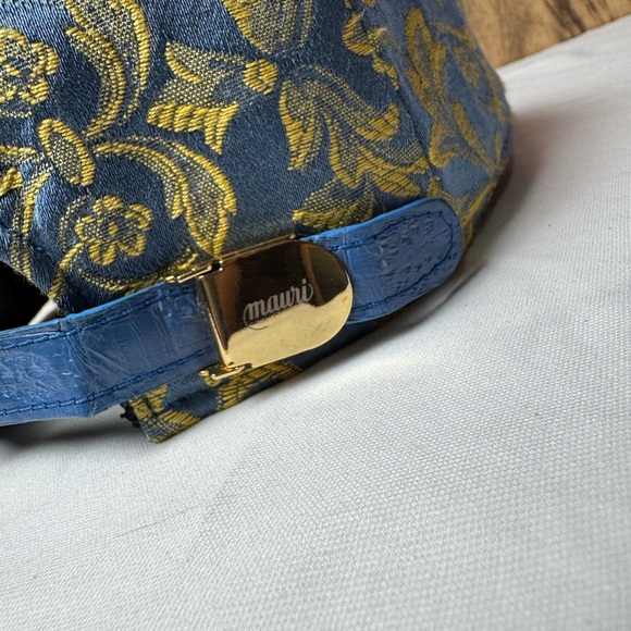 Mauri Gobelin Fabric & Alliagtor Hats - Picture 7 of 9